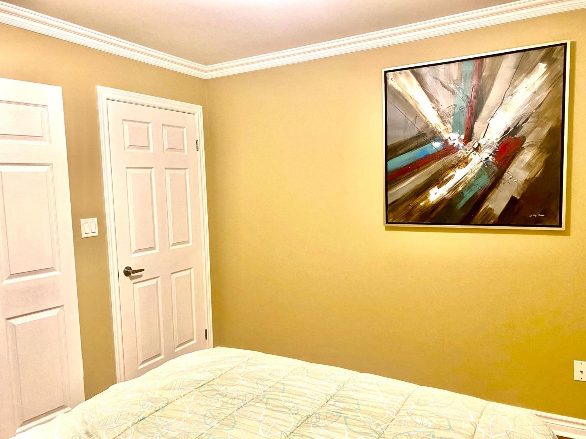 Nice Bedrooms In North York, Ontario Toronto