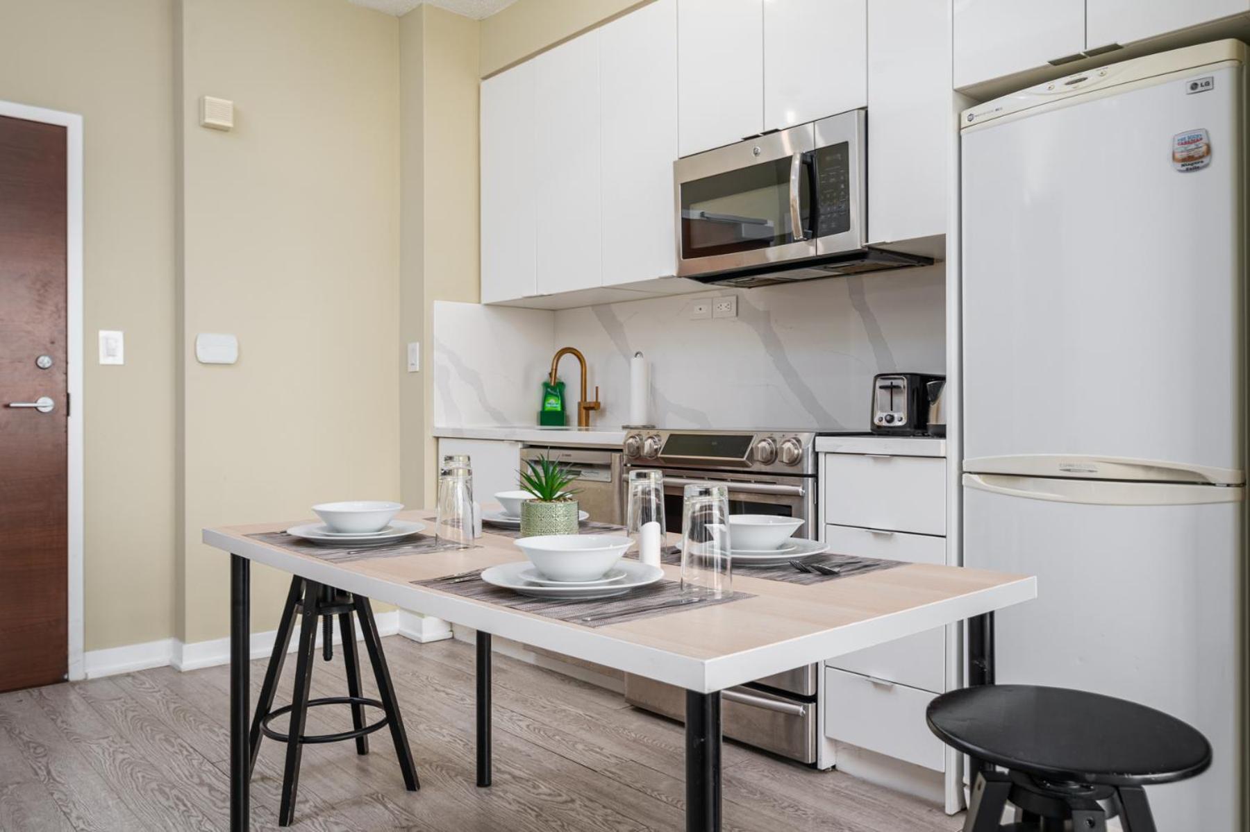 Iceboat Apartment Toronto