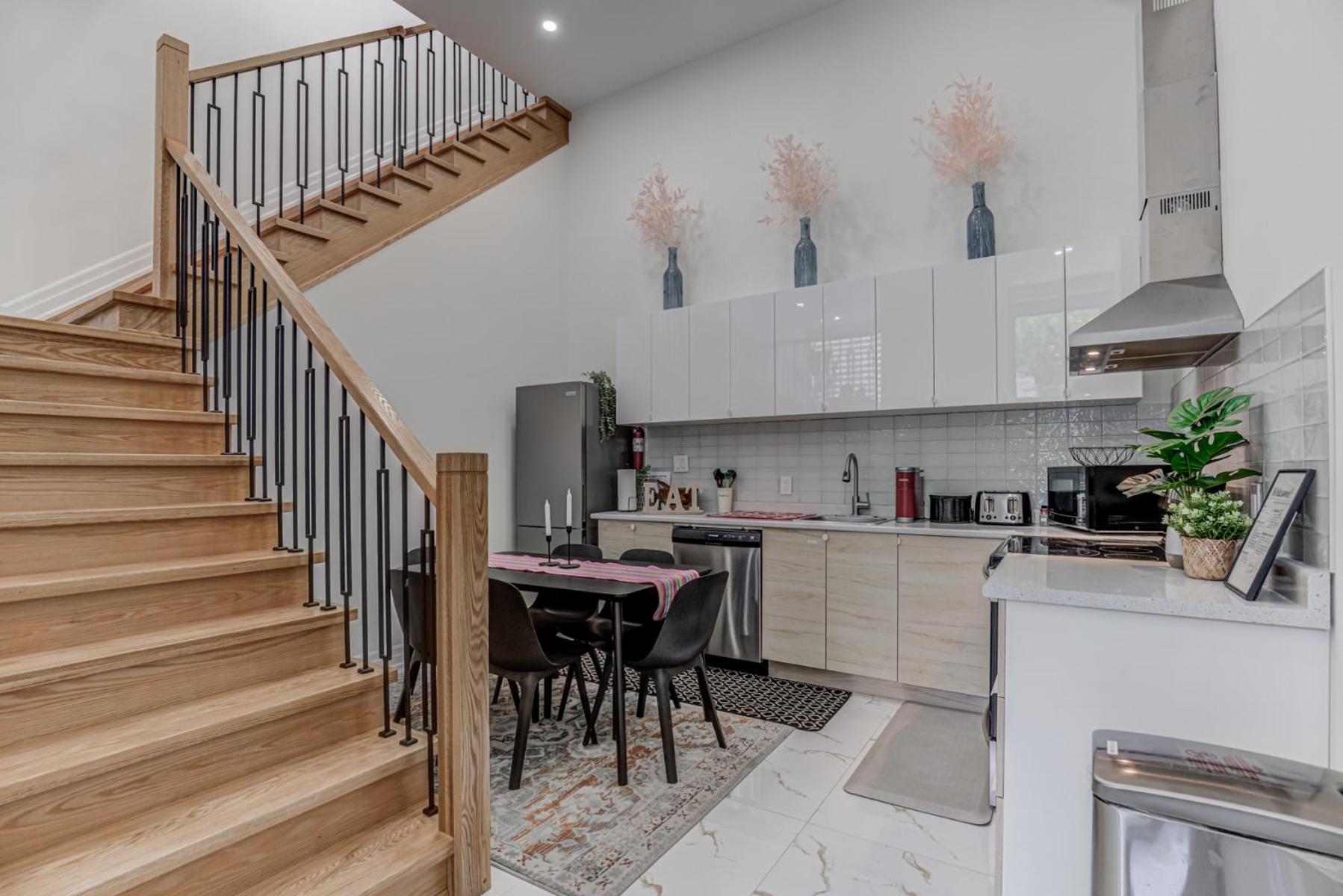Modern Living -newly Built * Toronto
