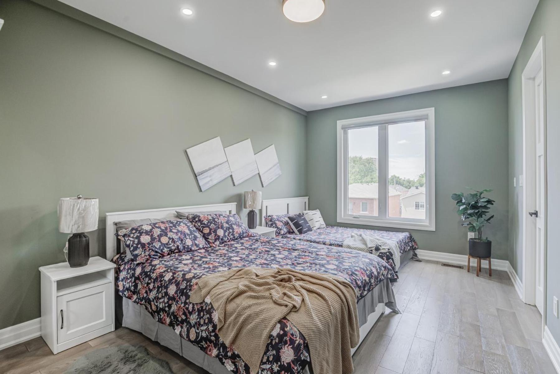 Modern Living -newly Built Guest house *