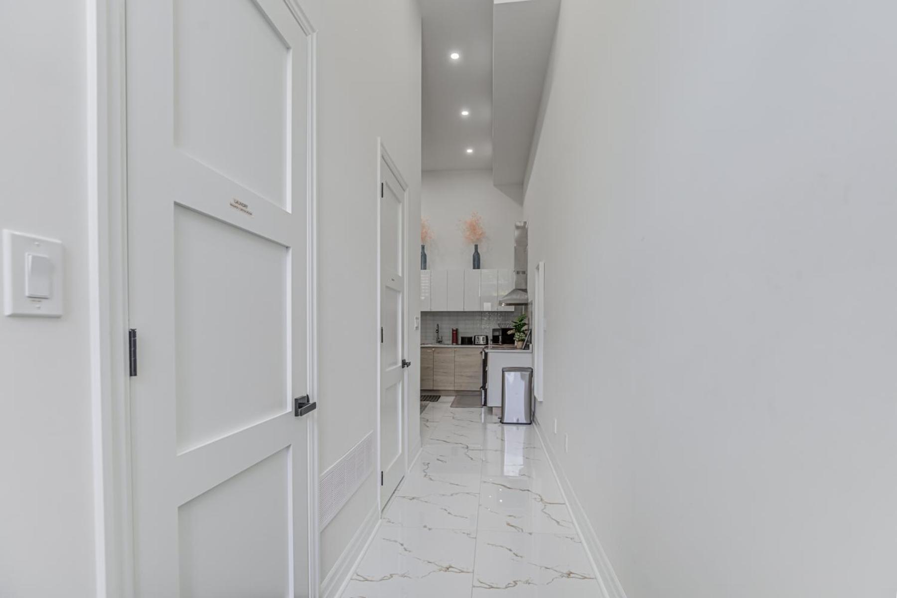 Modern Living -newly Built