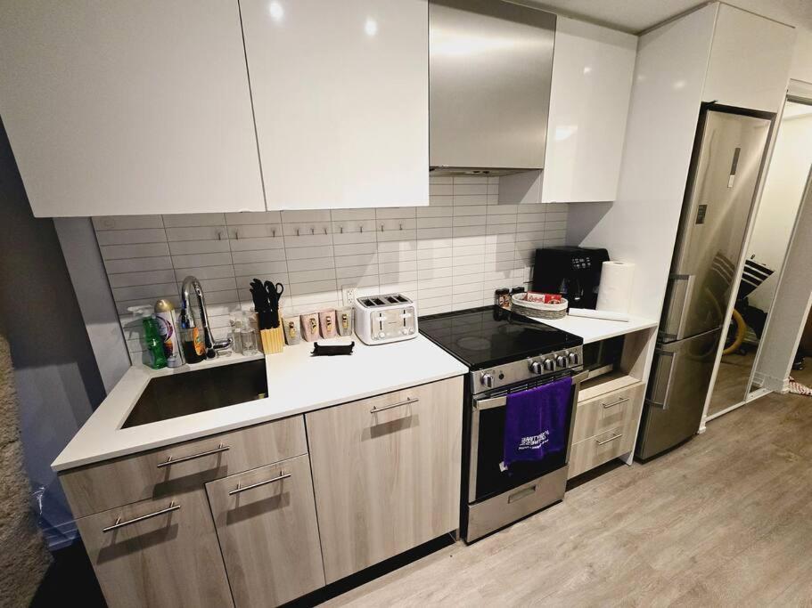 Stylish Luxe 1 Bedrom With Sofa Bed
