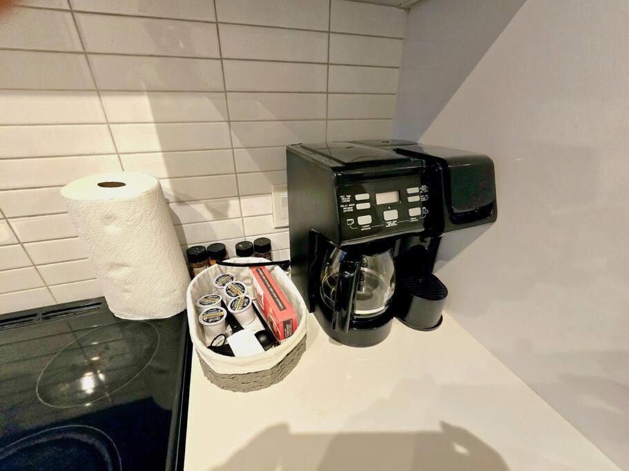 Apartment Stylish Luxe 1 Bedrom With Sofa Bed Toronto