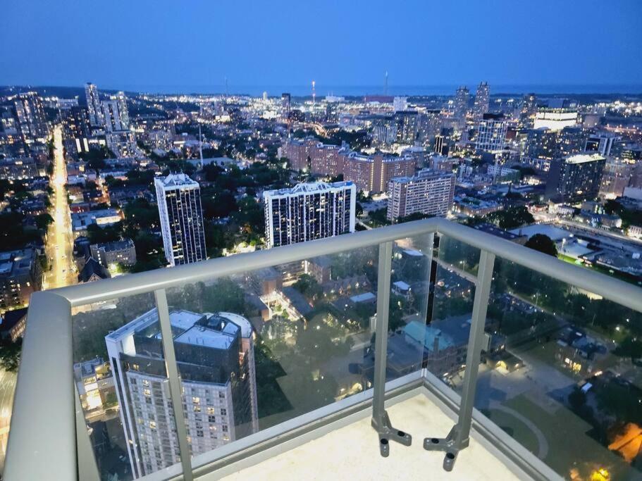 Apartment Stylish Luxe 1 Bedrom With Sofa Bed *