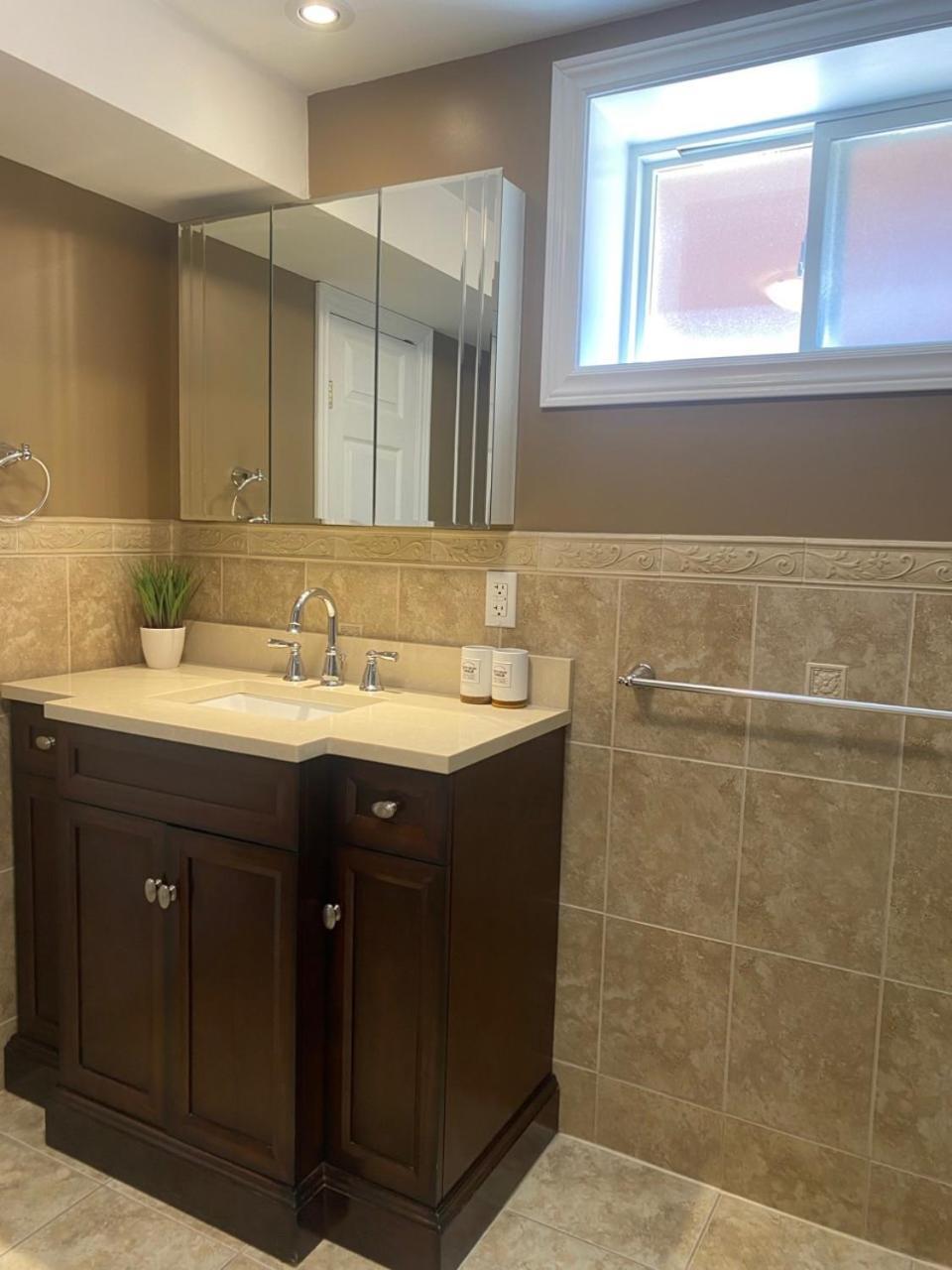 Nice Bedrooms In North York, Ontario