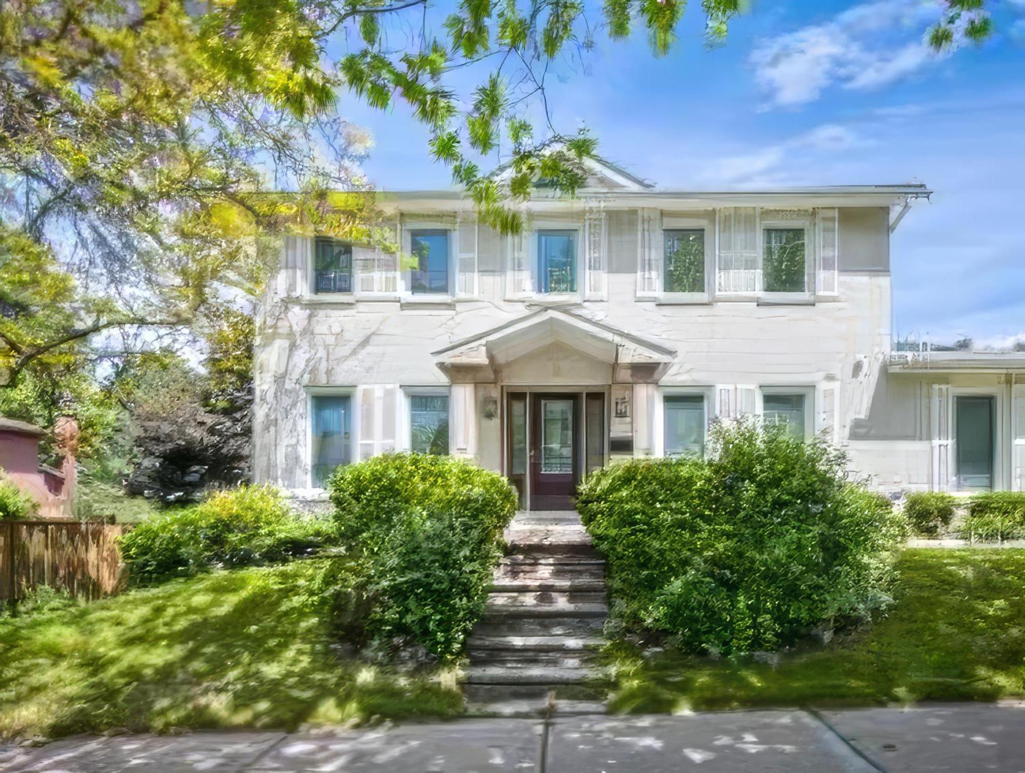 Ferienhaus 4 Bedrooms Or 2 Bedrooms House Near Fairview Mall And 401 & Dvp Toronto