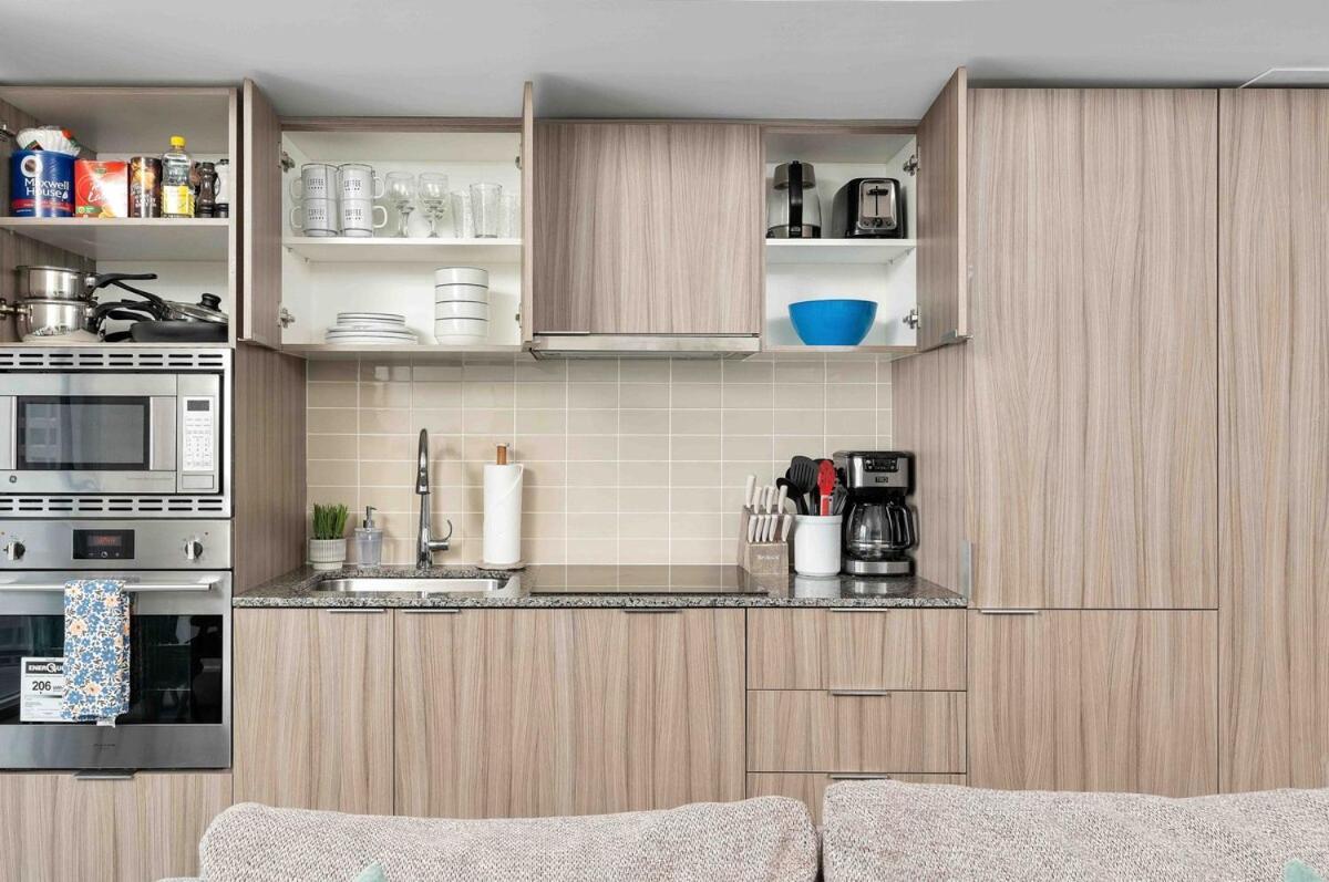 Delightful Beside U Of T - Sleeps 3 Apartment