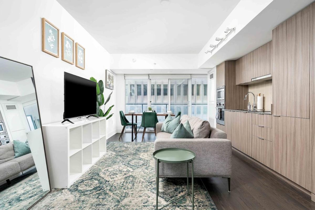 Delightful Beside U Of T - Sleeps 3 Apartment *