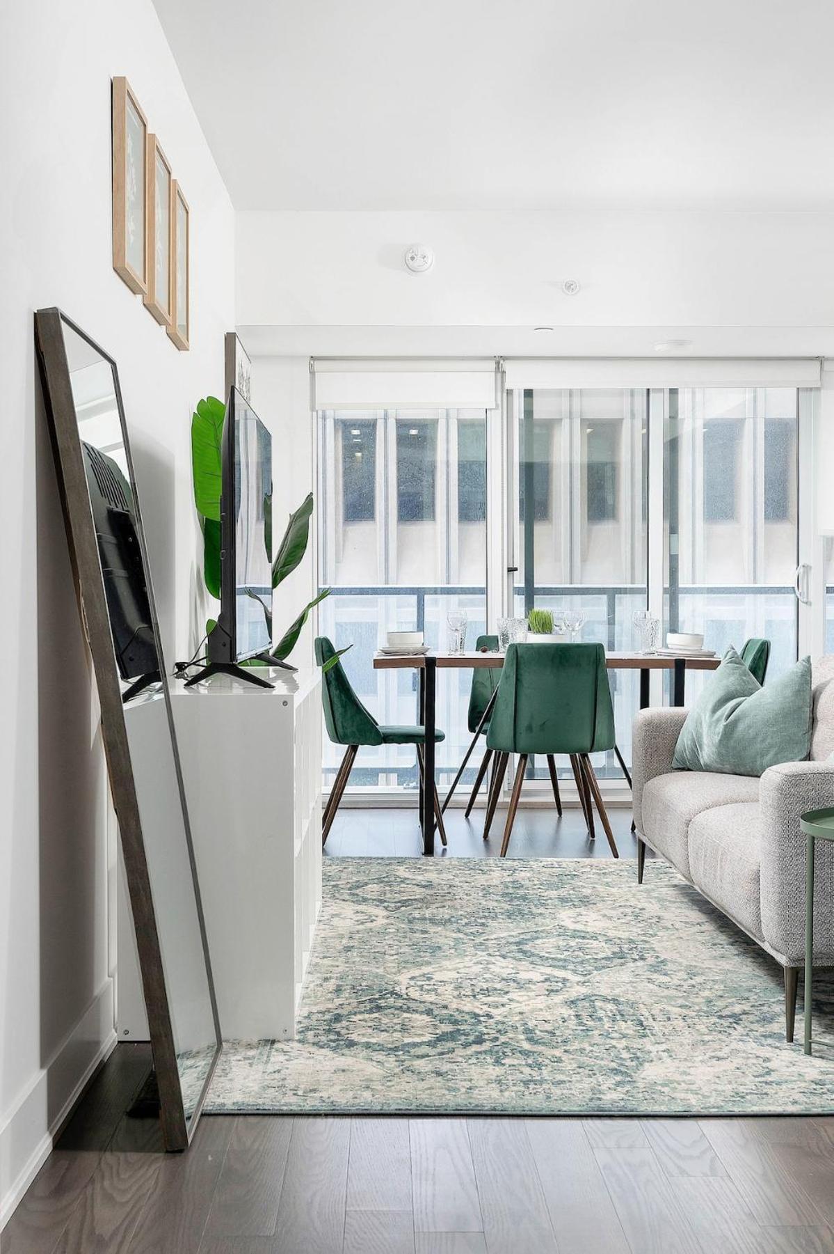 Delightful Beside U Of T - Sleeps 3 Apartment