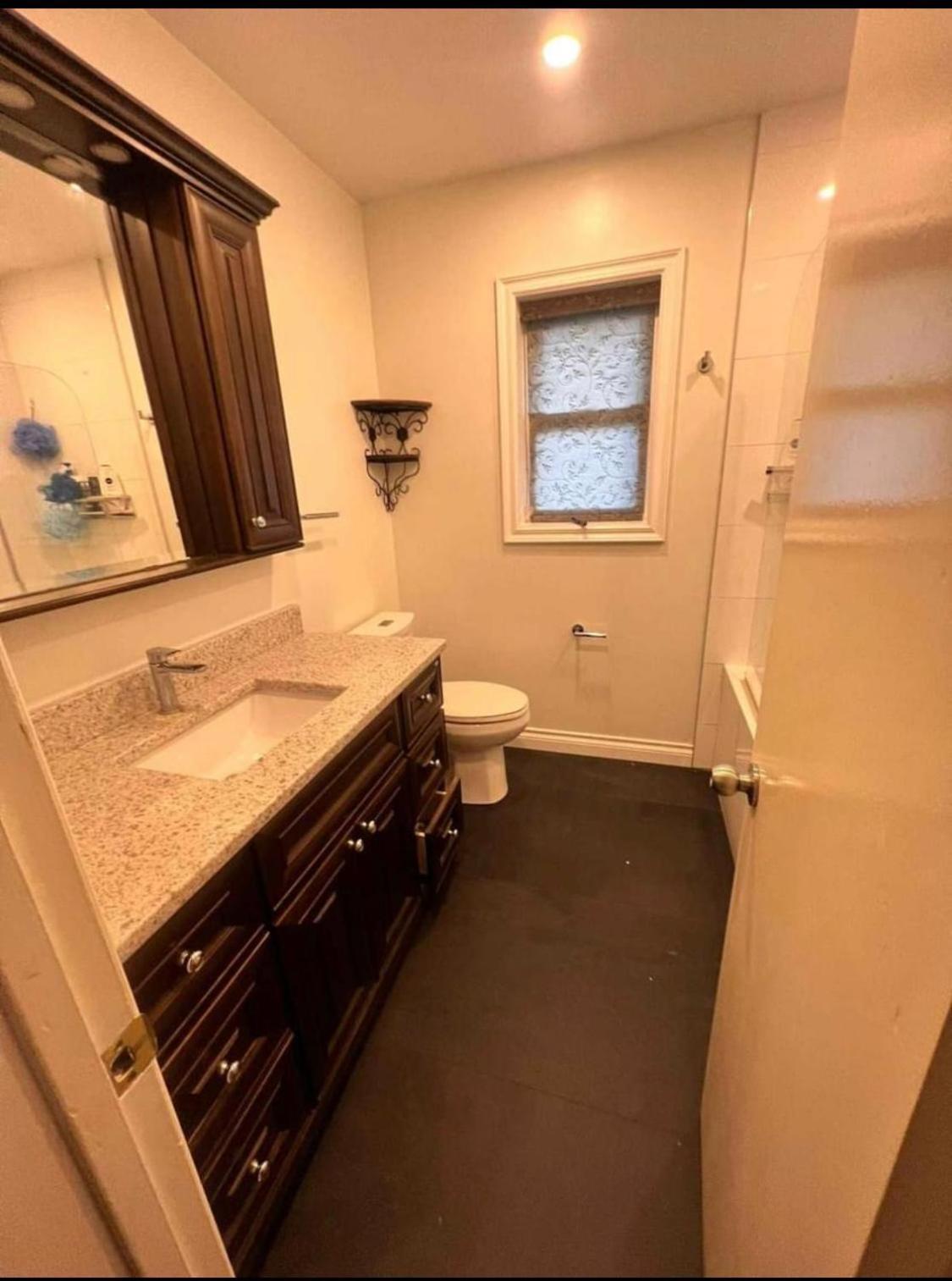 Apartment Cozy Near Victoria Park Station Toronto