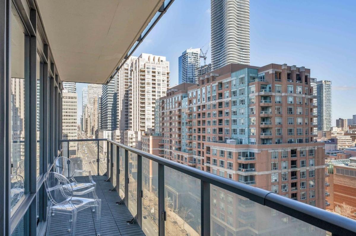 Apartment Large 2br On Bay Street 4 Beds With Balcony