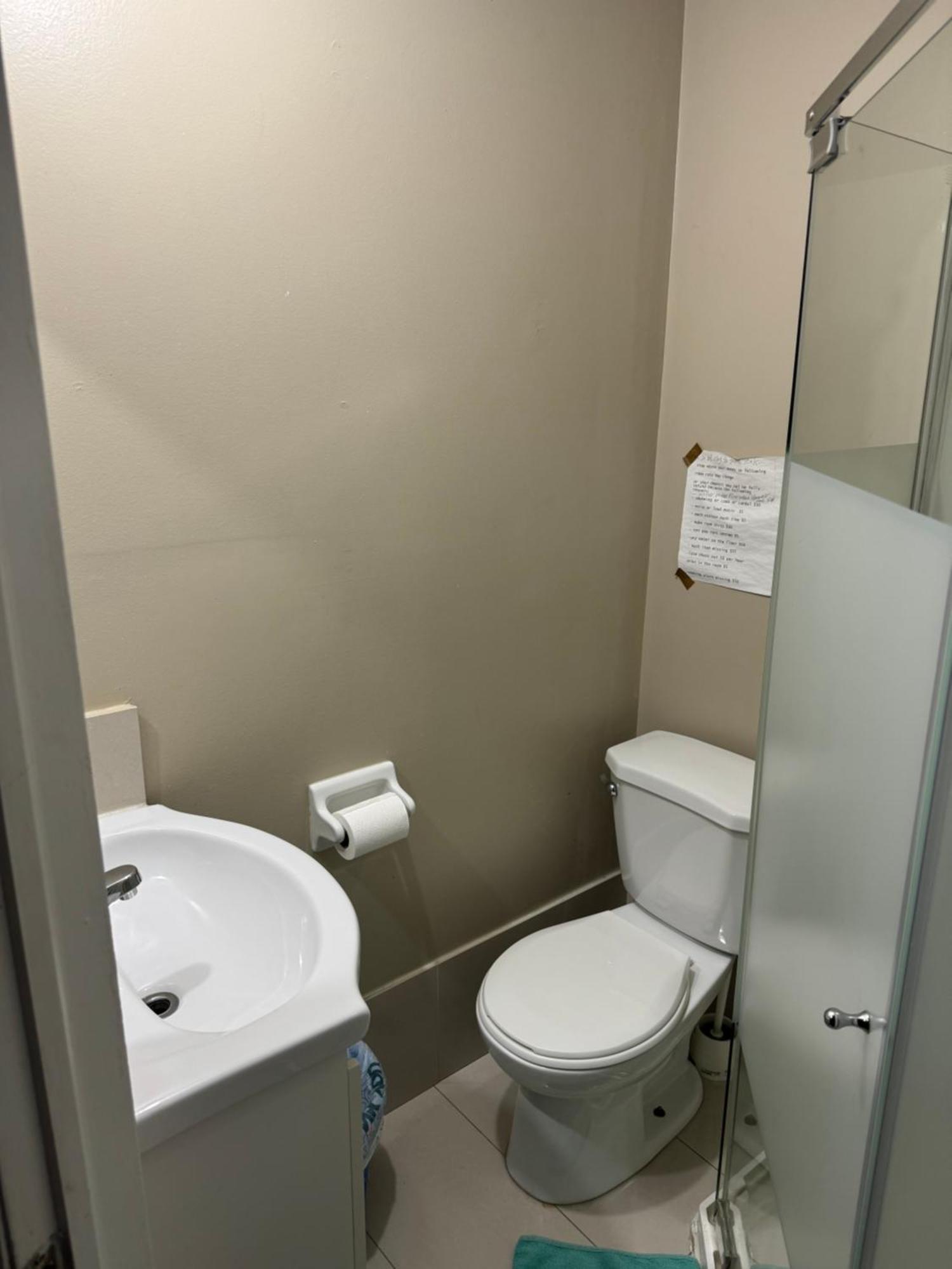 586 Hotel