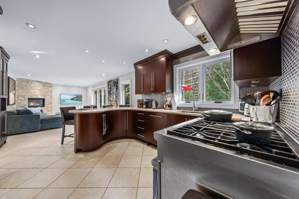 Holiday home Bright And Spacious Close To Subway