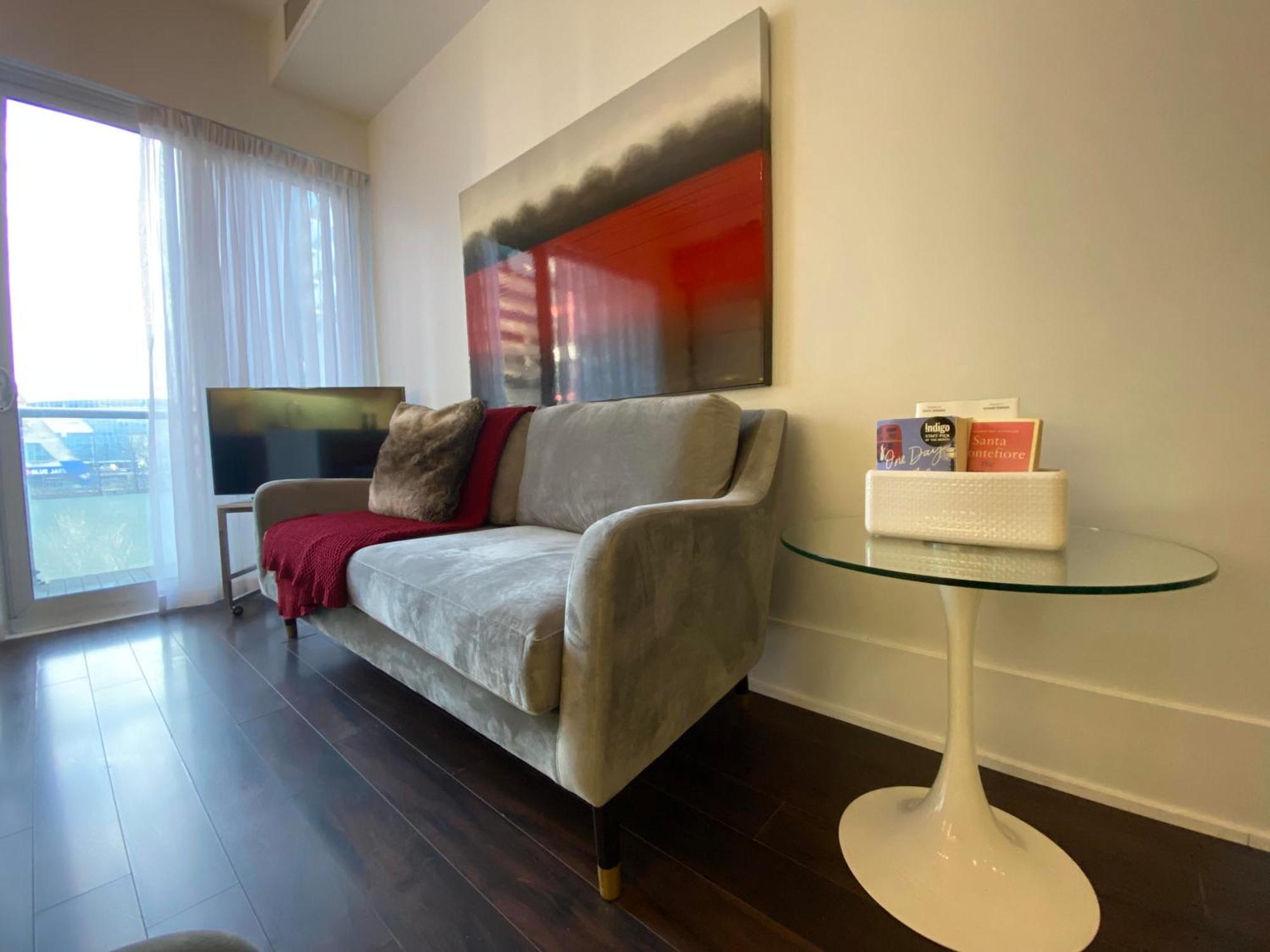 Rivetstays - The Atmos Ii Toronto