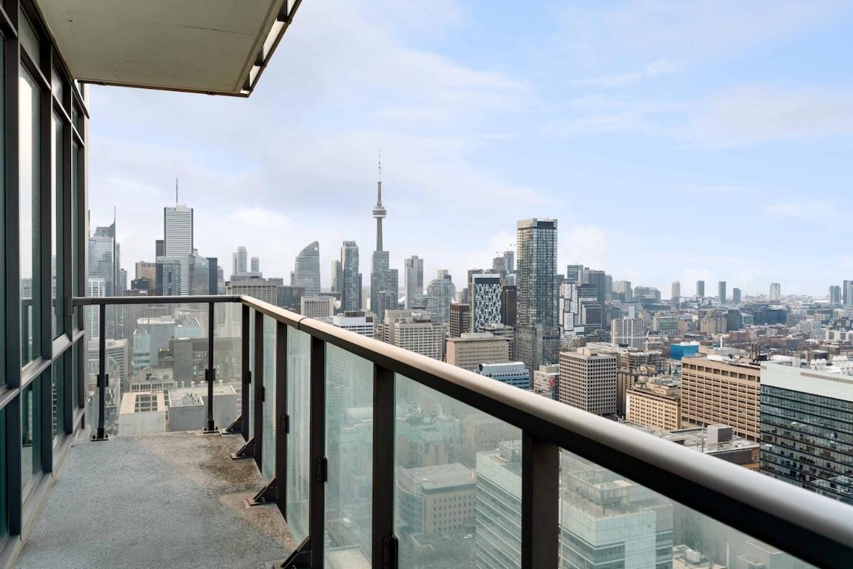 Apartment Lux Sub-penthouse W Panoramic & Cn Tower Views Toronto