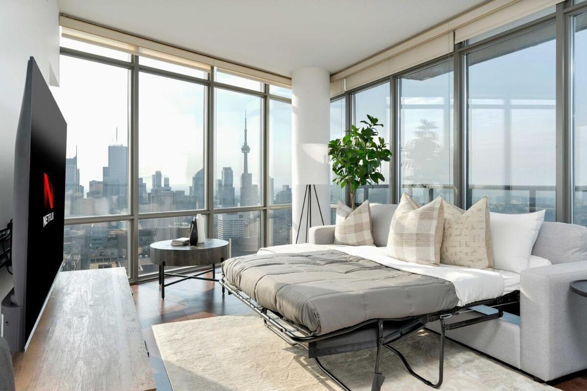 Apartment Lux Sub-penthouse W Panoramic & Cn Tower Views Toronto
