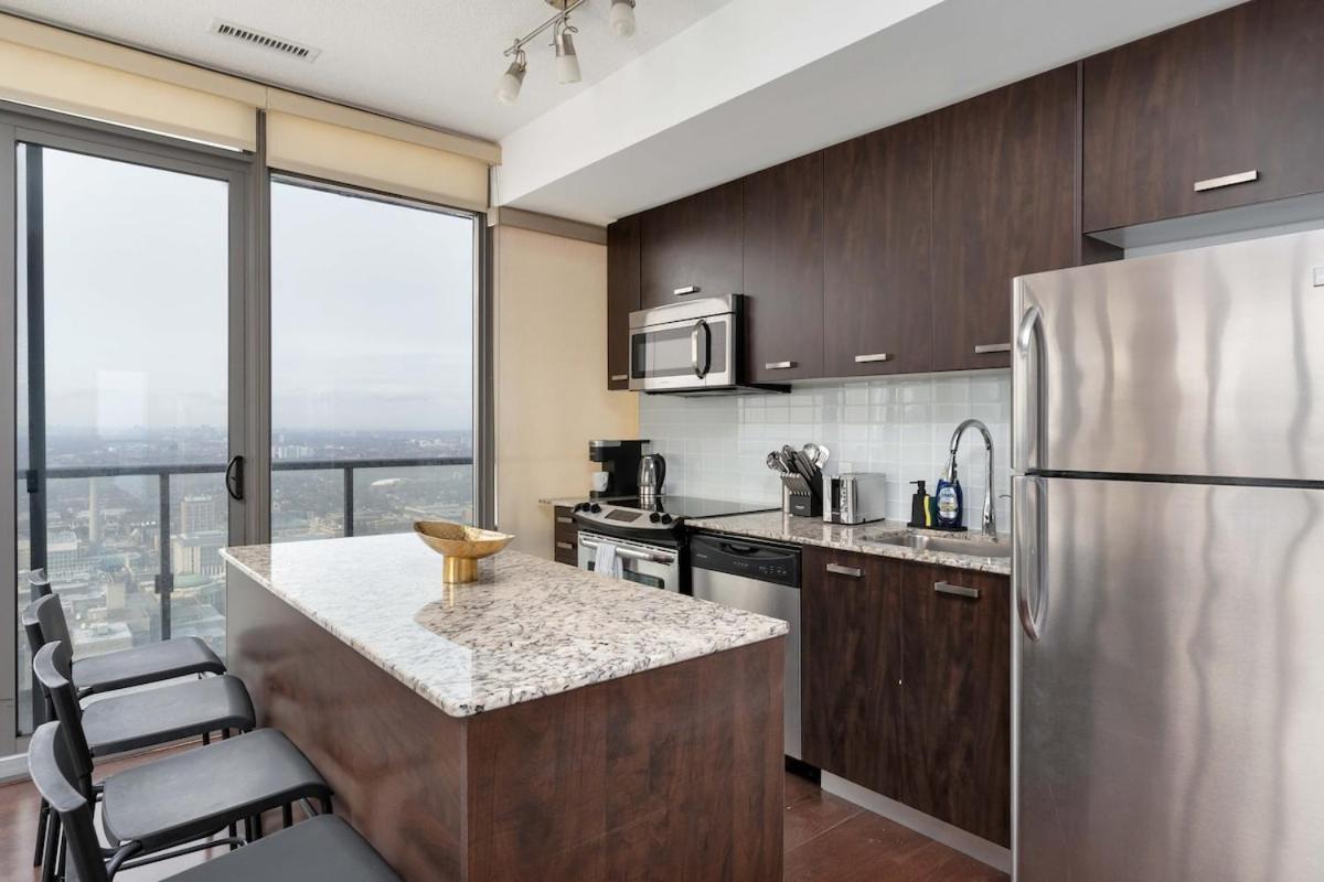 Apartment Lux Sub-penthouse W Panoramic & Cn Tower Views
