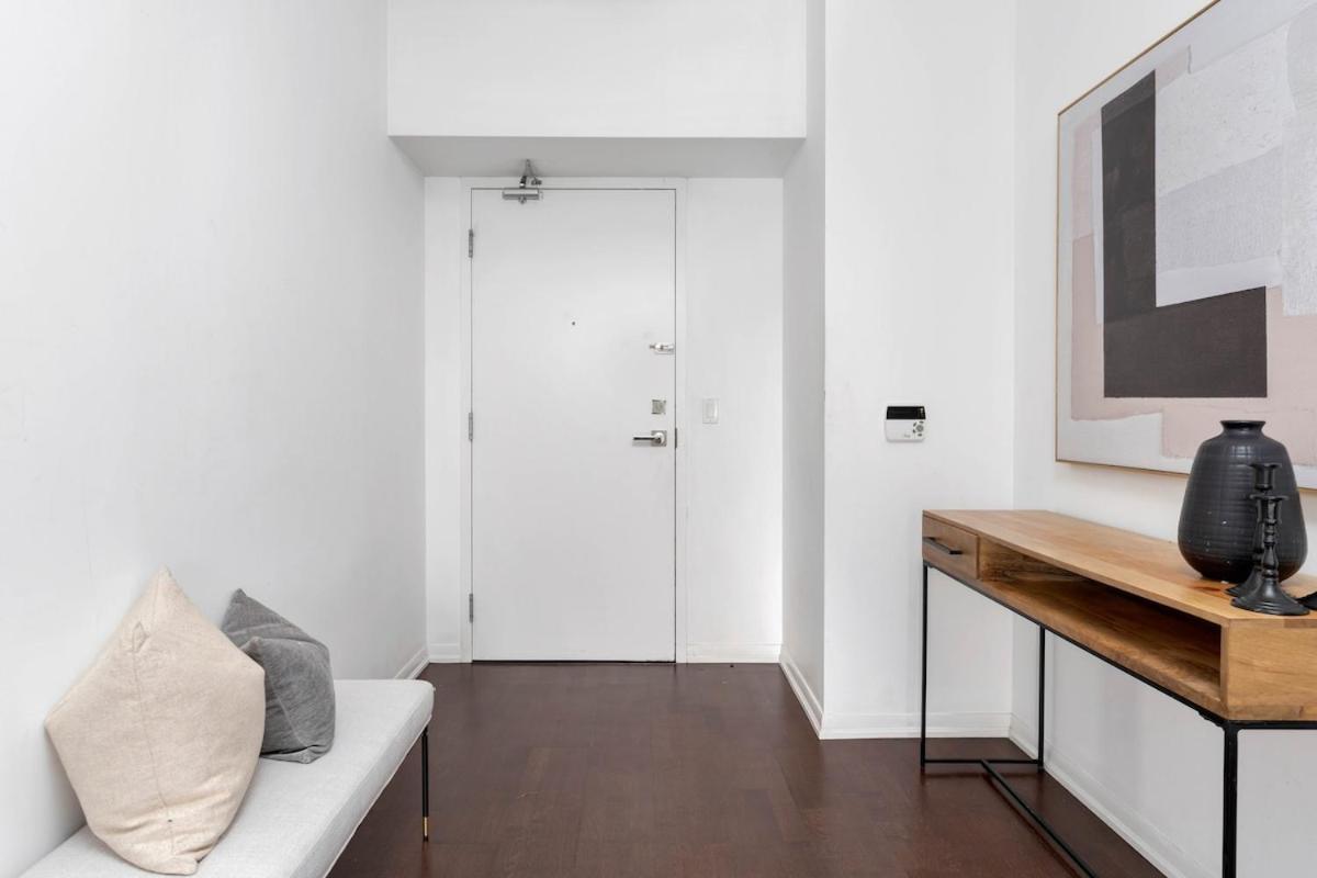 Apartment Lux Sub-penthouse W Panoramic & Cn Tower Views *