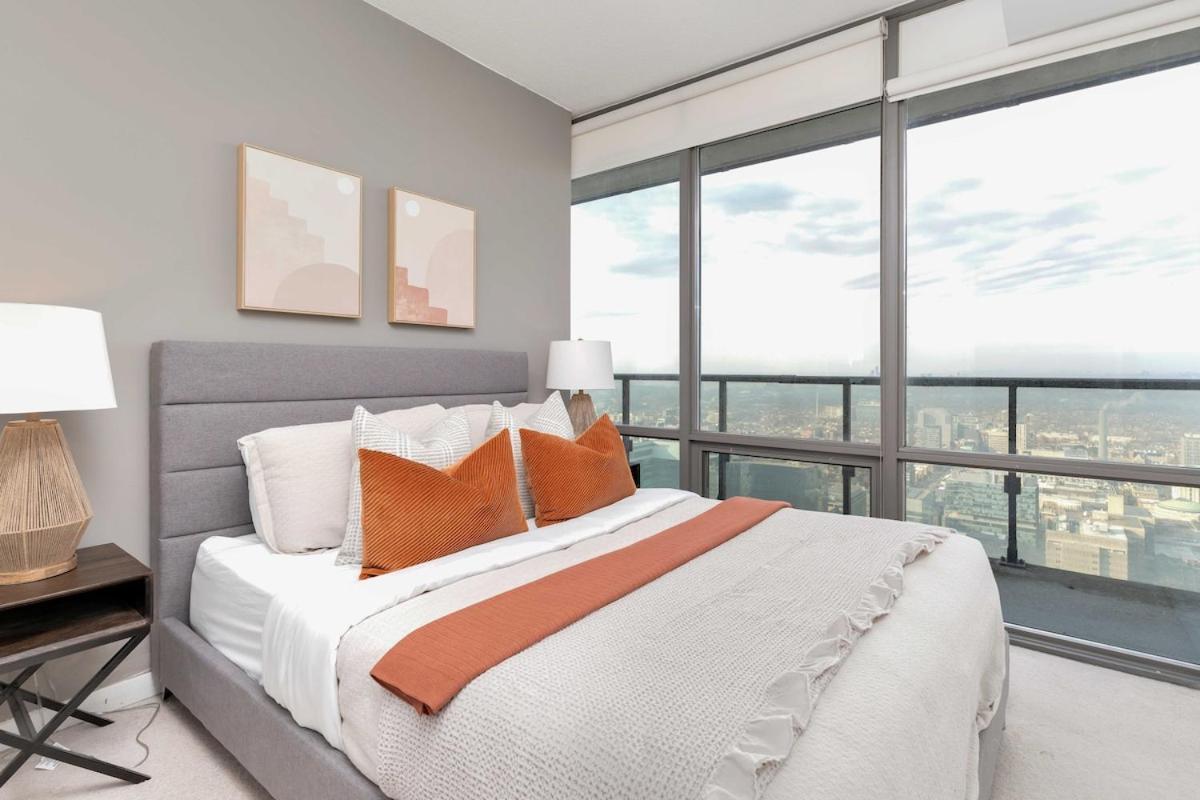 Apartment Lux Sub-penthouse W Panoramic & Cn Tower Views