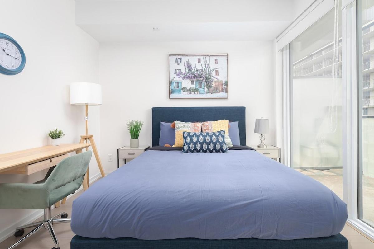 Apartment 1bd Amazing Views - Steps To Rogers Centre And Cn Tower!
