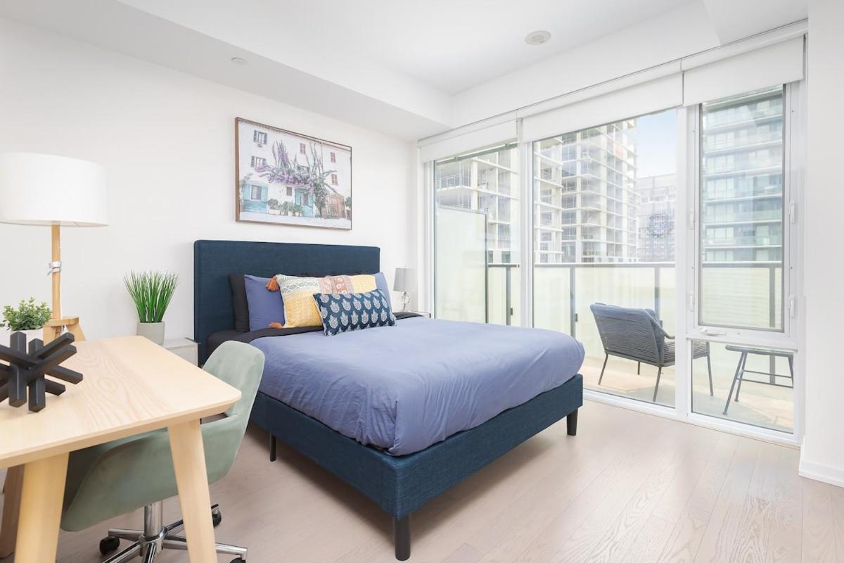 Apartment 1bd Amazing Views - Steps To Rogers Centre And Cn Tower!
