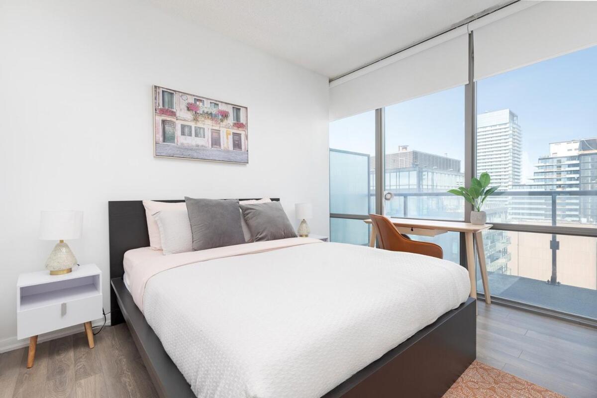 Huge 2bd 2ba With Sofa Bed And Cn Tower View! Toronto