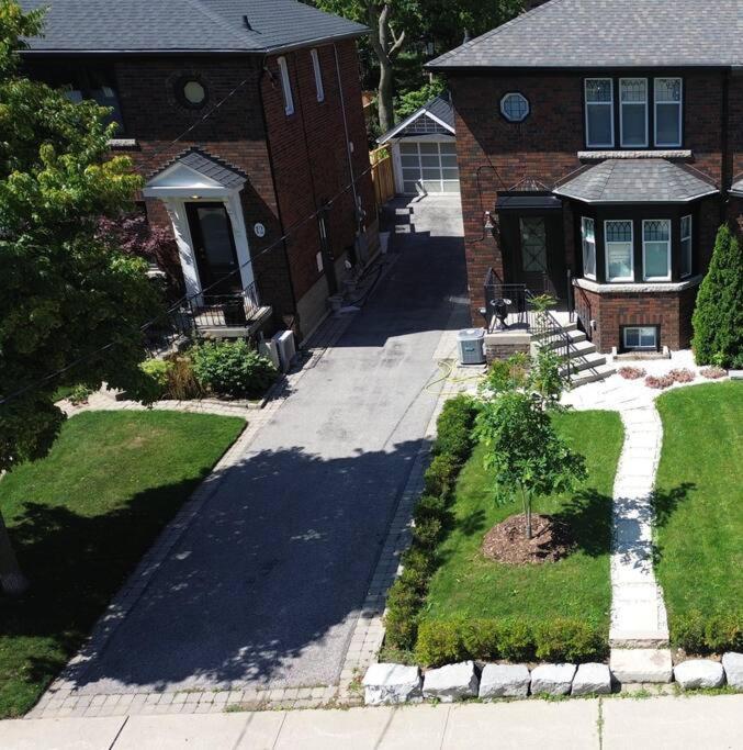 Leaside With Great Backyard & Pool * Toronto