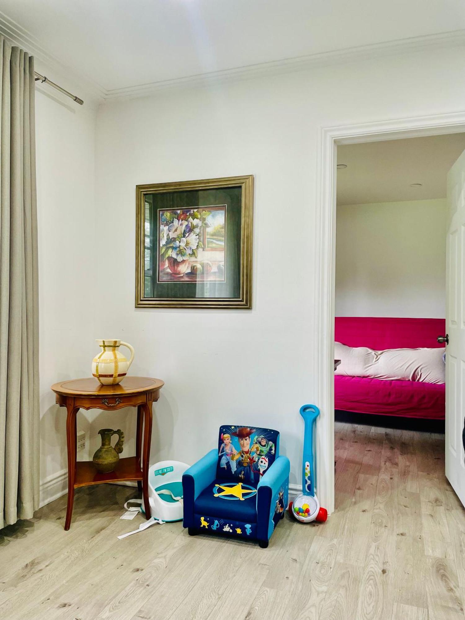 3room Entire Floor Walk 2 Subway