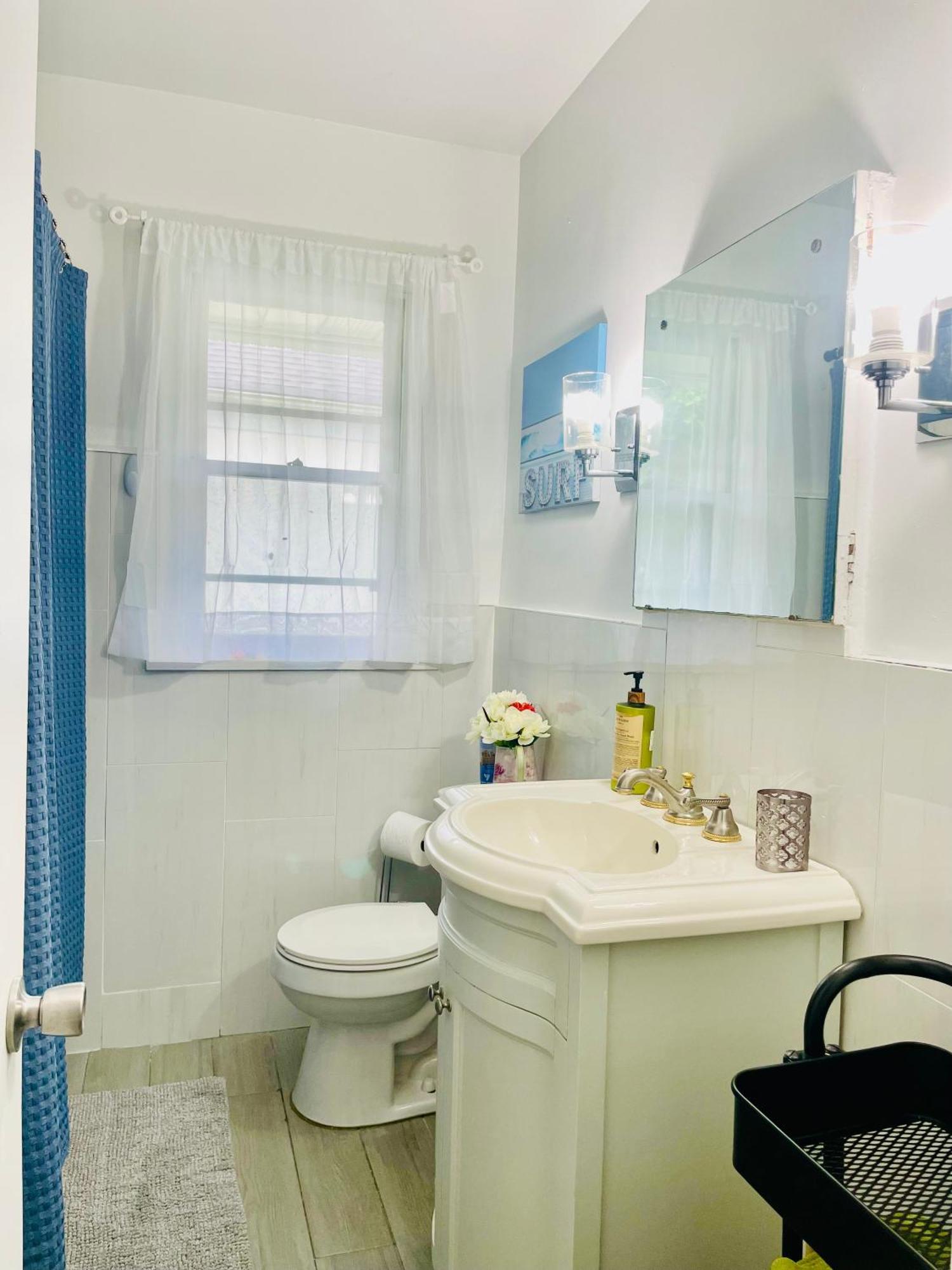 3room Entire Floor Walk 2 Subway Apartment