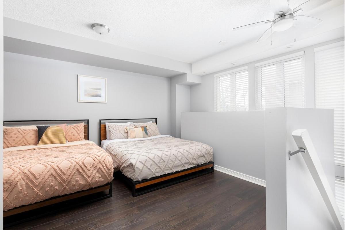 Loft By The Toronto