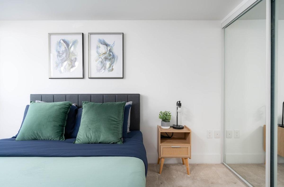 Downtown With 2 Beds - Sleeps 3 By Yorkville * Toronto