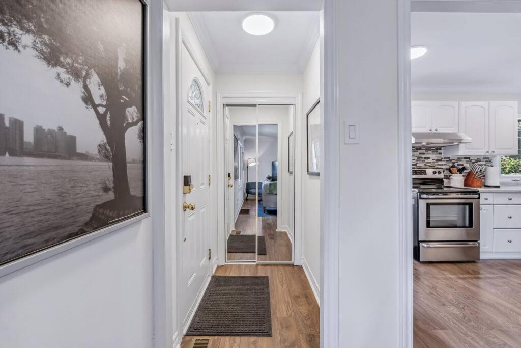 Villa Heritage 3br Etobicoke Gem, Sherway Gardens, Bbq Toronto