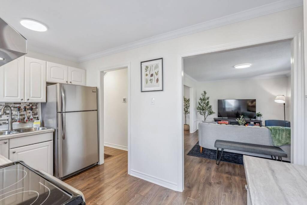 Villa Heritage 3br Etobicoke Gem, Sherway Gardens, Bbq Toronto