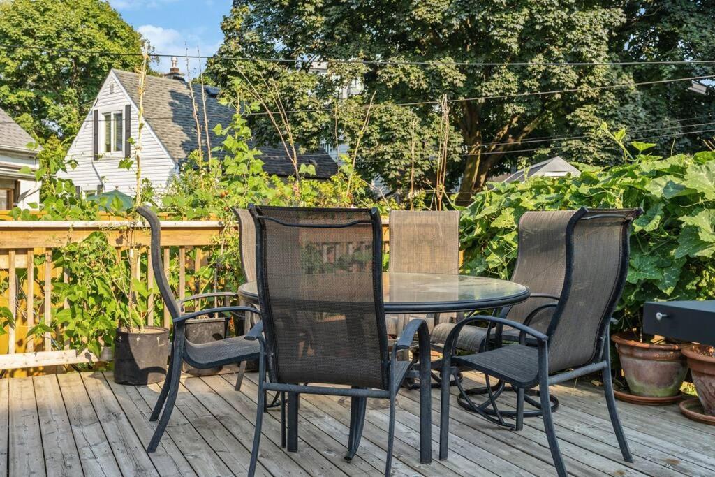 Villa Heritage 3br Etobicoke Gem, Sherway Gardens, Bbq *