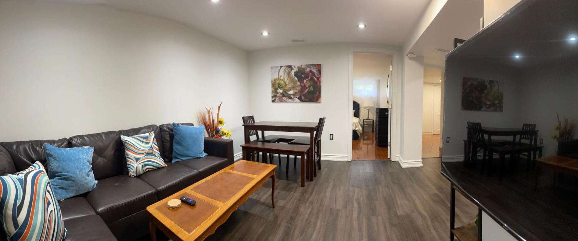 Entire Floor Privet Yard King Queen Twin Toronto