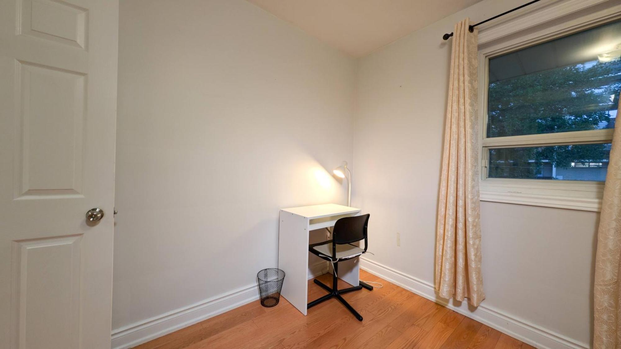 Bright Cozy In Scarborough, Toronto! Holiday home *