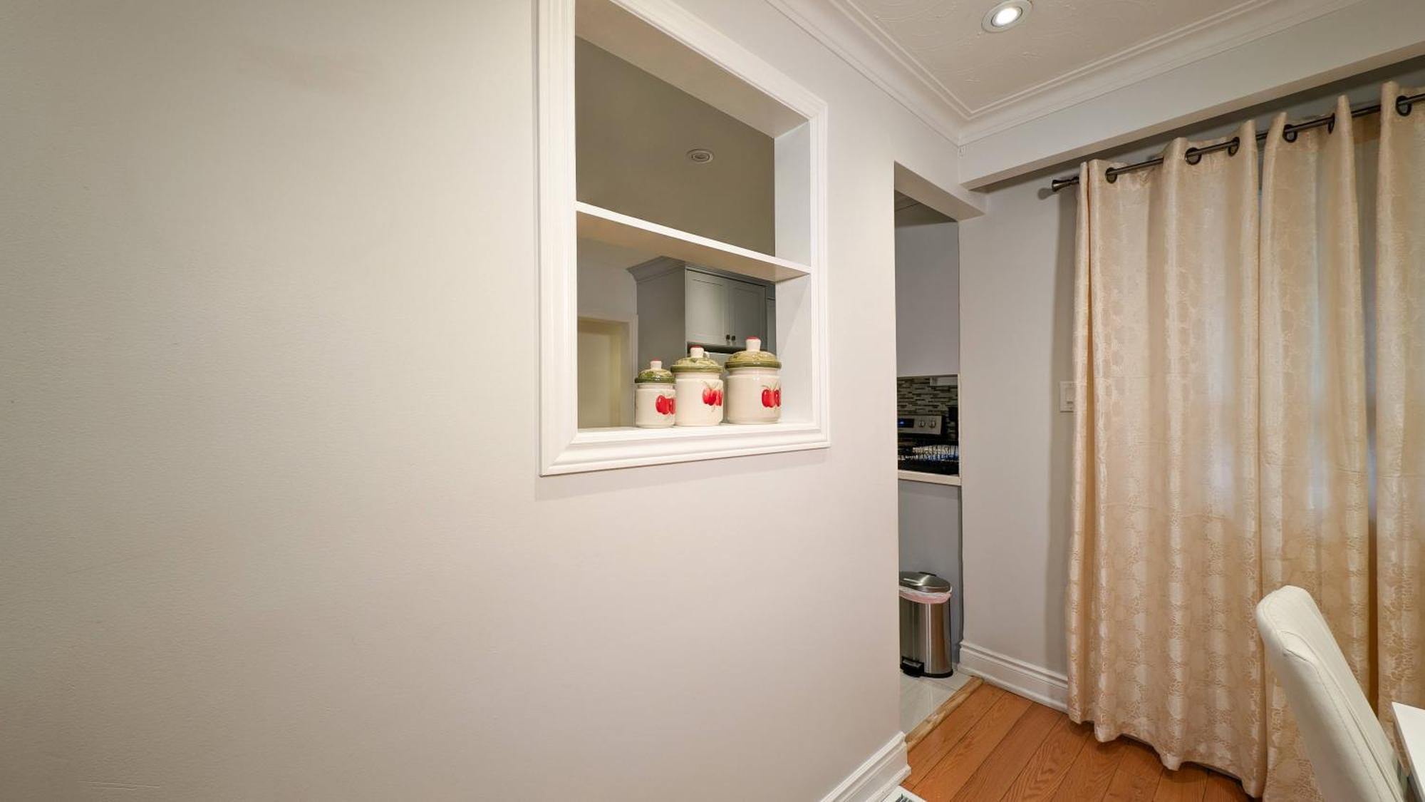 Bright Cozy In Scarborough, Toronto! Holiday home *