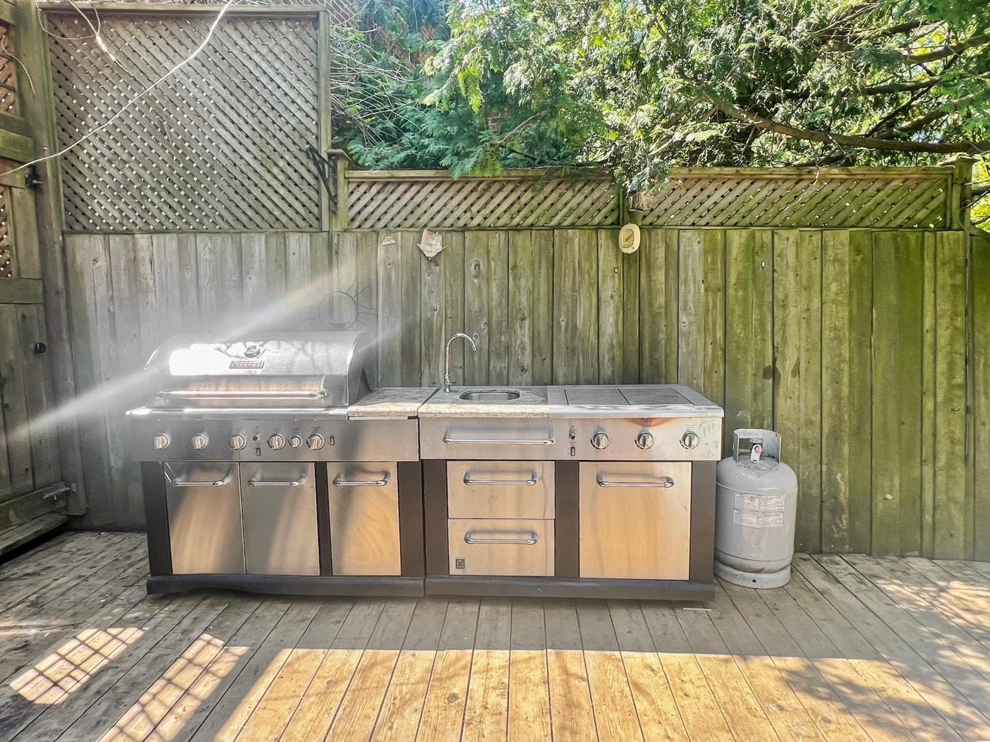 Hot Tub Haven * Toronto