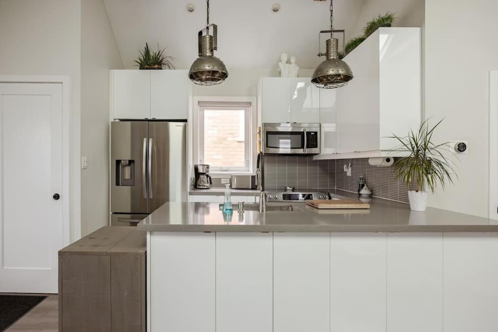 Apartment Lonborough Ave Upstairs Toronto