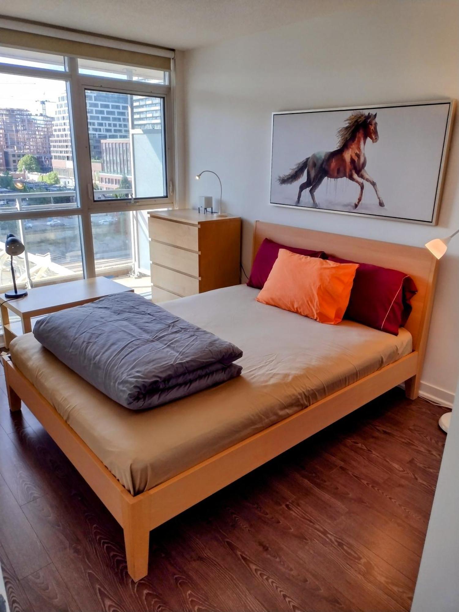 Apartment Downtown Condo, Free Indoor Parking With Amazing View