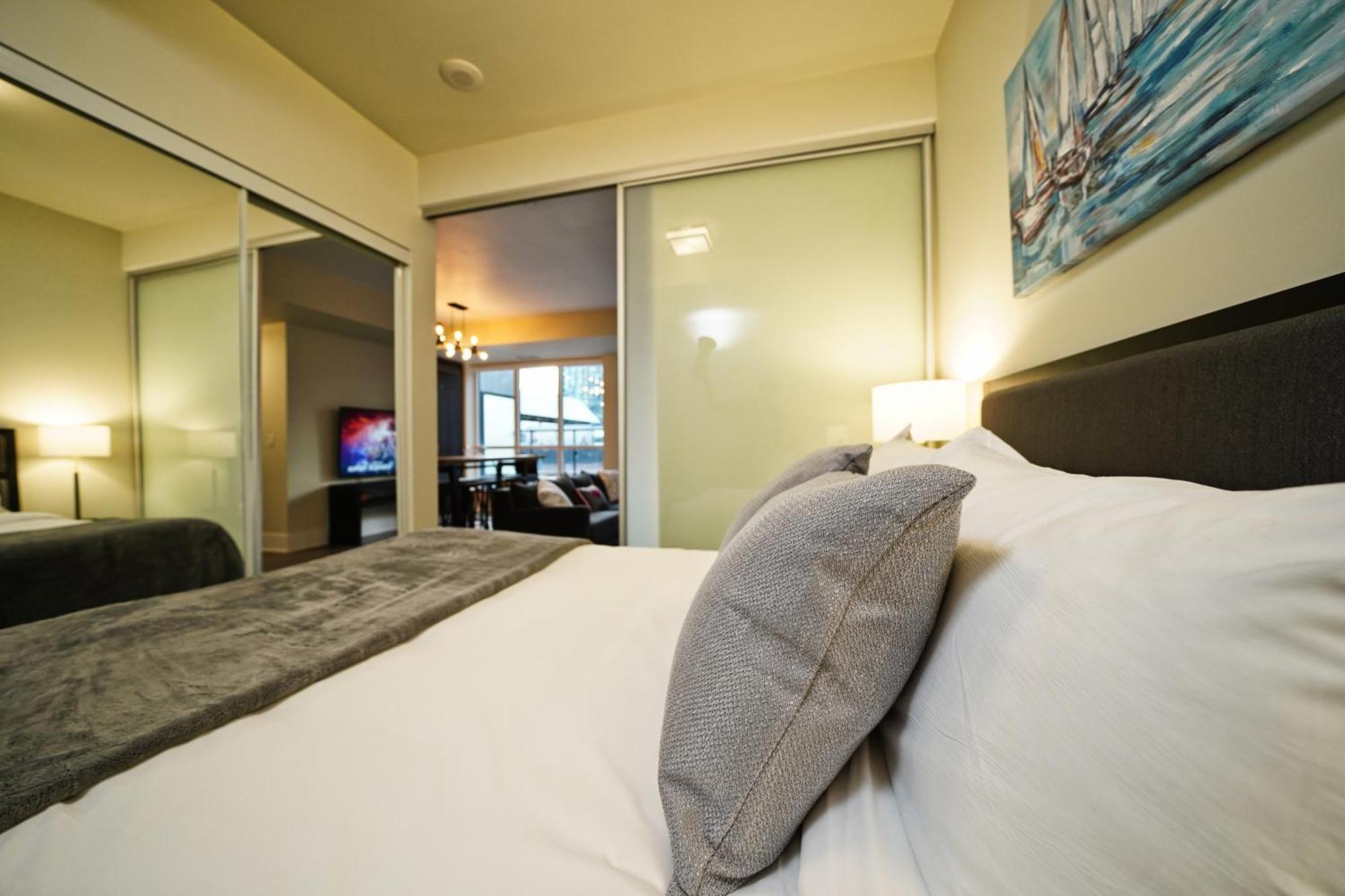 Rivetstays - The Atmos I Apartment