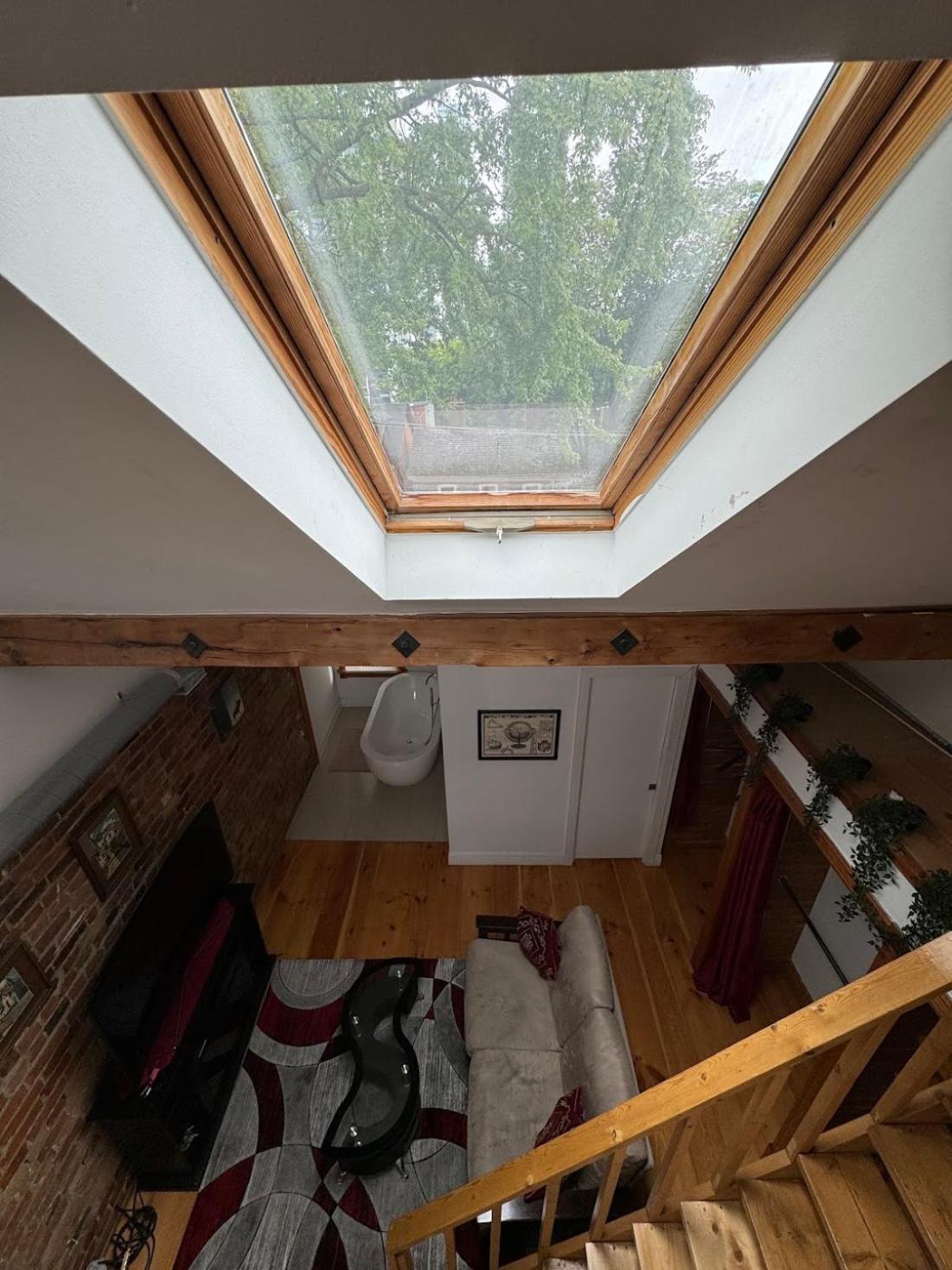 Gasthof Spacious Townhouse Close To Dundas Square! Toronto