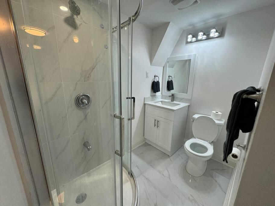 Spacious 2 Bedroom, 2 Bath Ferienhaus *
