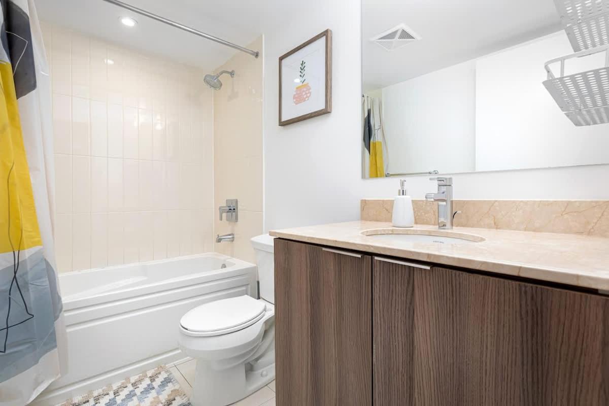 Work And Relax In Our 1br Dt *