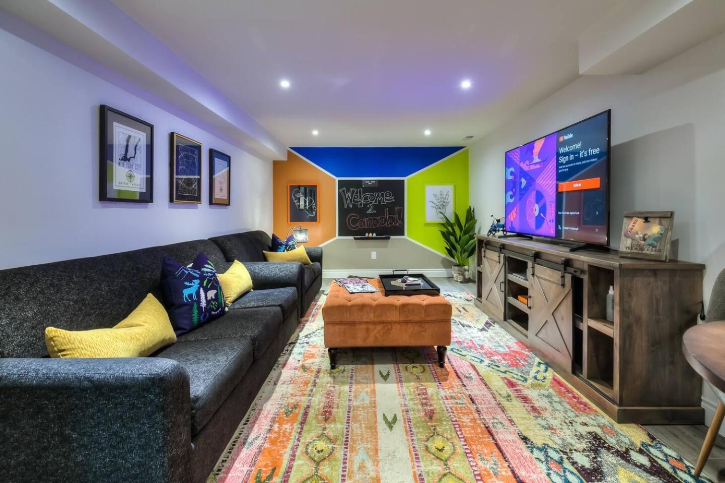 Ferienhaus 4 Bedrooms Or 2 Bedrooms House Near Fairview Mall And 401 & Dvp Toronto