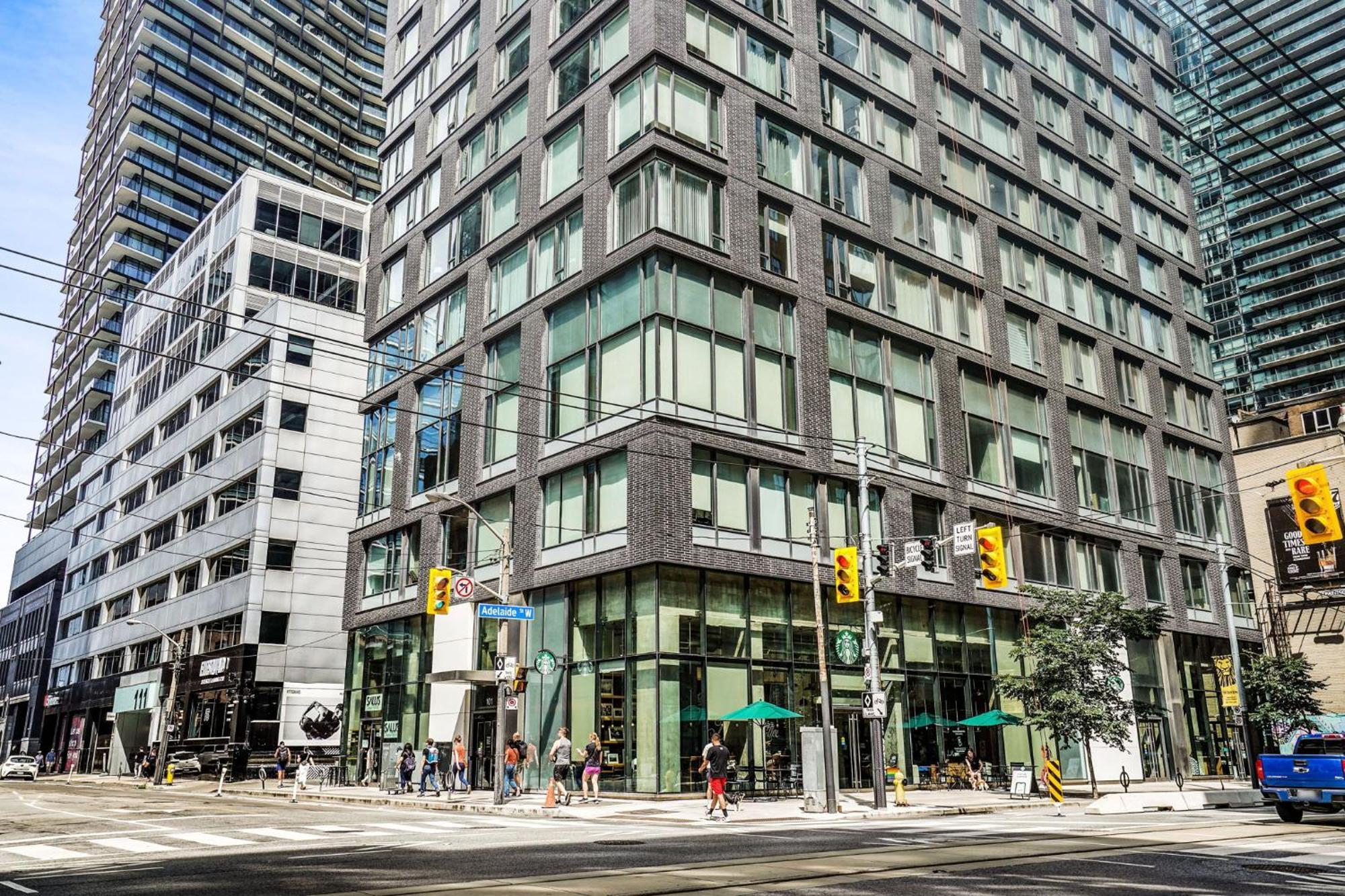 Luxe - Location Score 10 - Steps To Rogers Centre, Cn Tower, Eaton Centre, Convention, Scotia Bank Arena Toronto