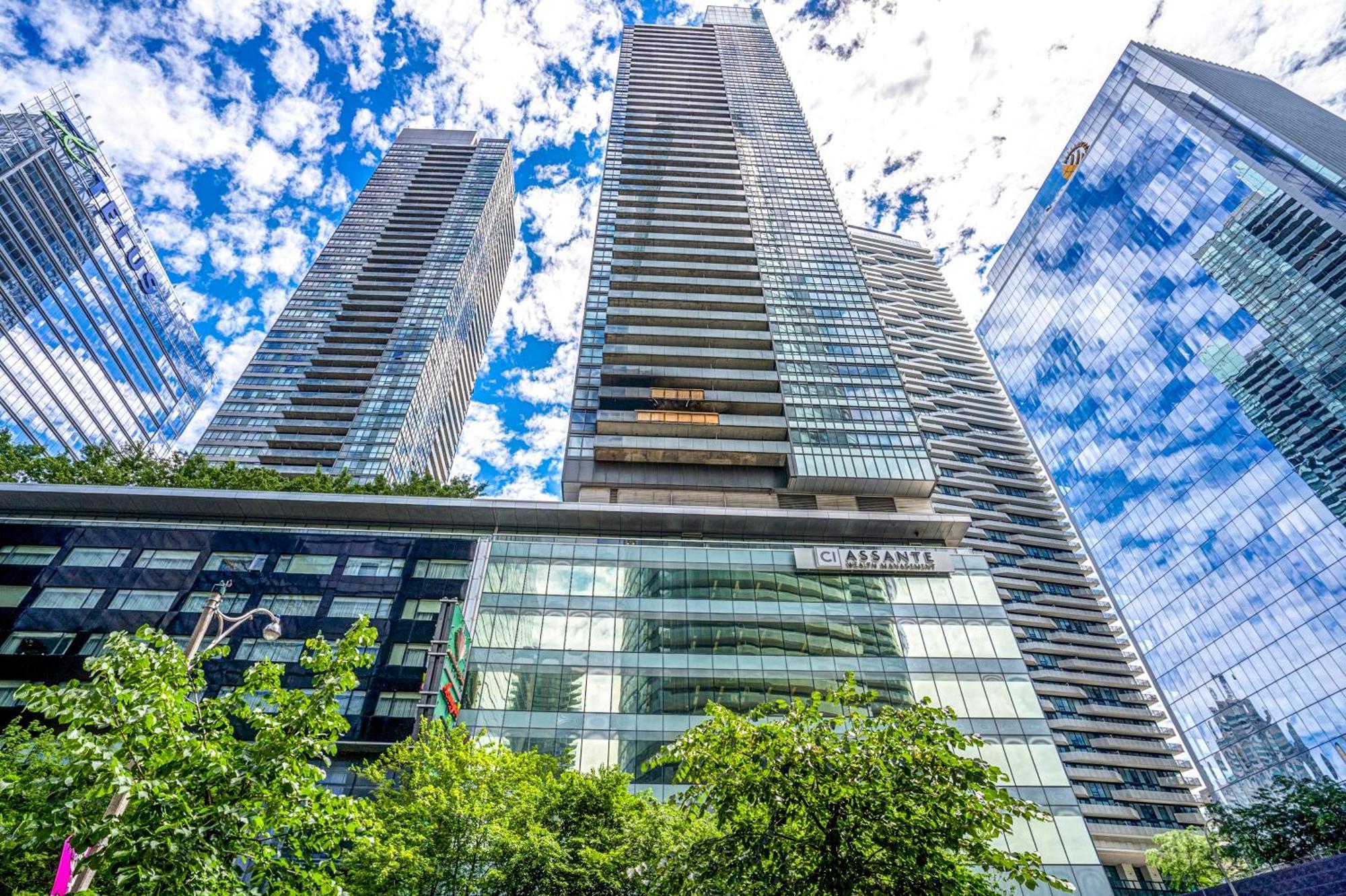 Apartment Luxury Living Downtown Toronto