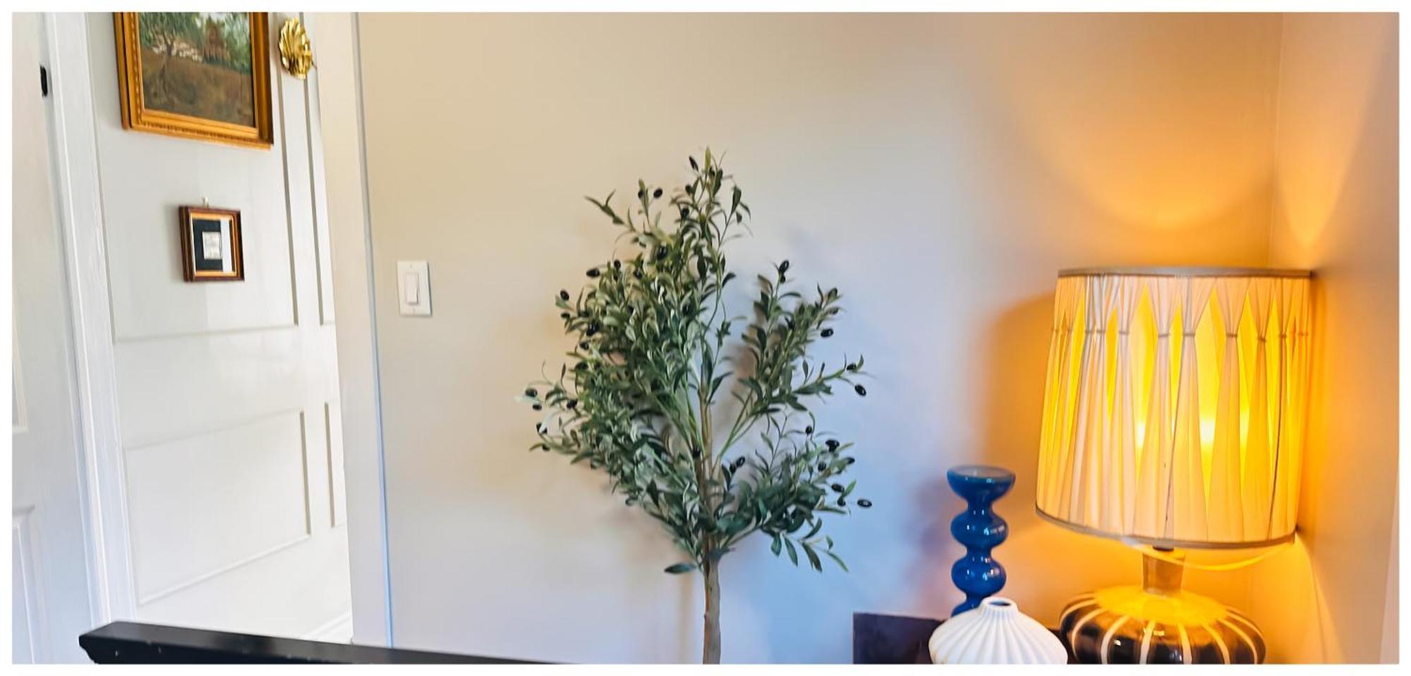 The - Private Cozy 2bhr On Main Floor Apartment Toronto