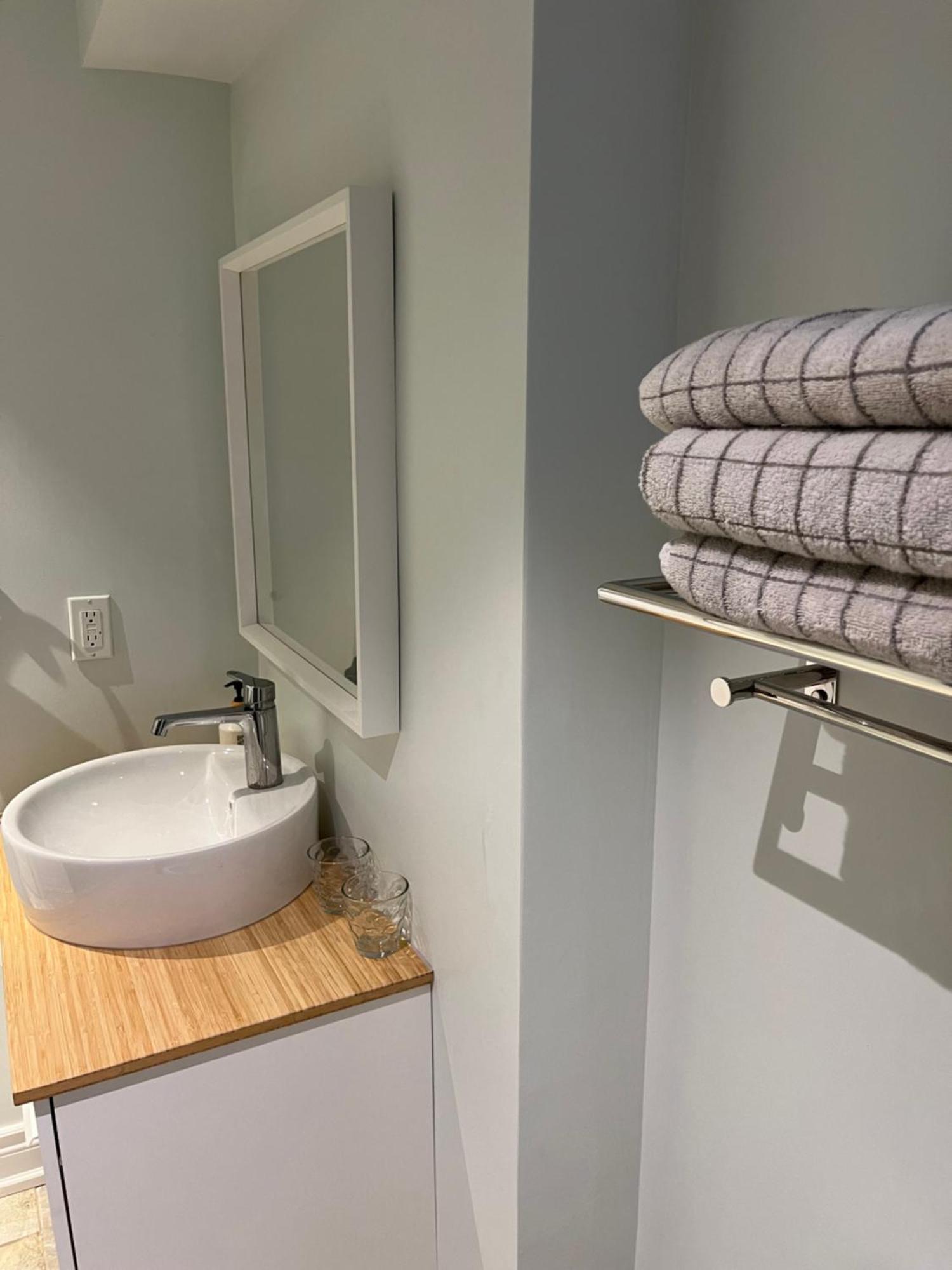 Homestay Bayview Village Private *