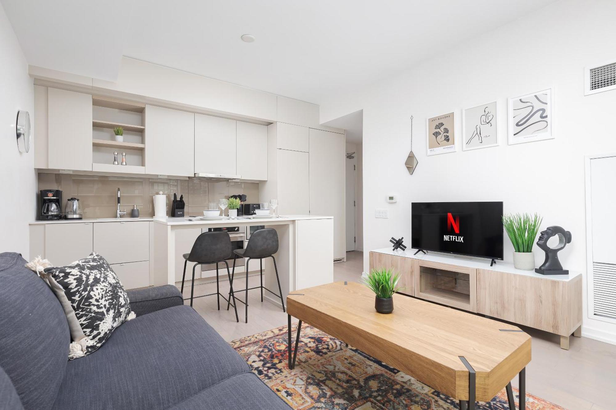 1br Space - Downtown Toronto